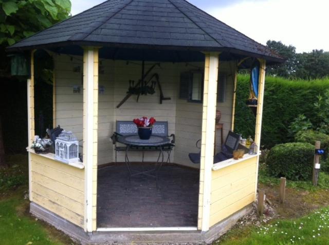 Chalet Or Apartment Nearby Roermond Outlet Stevensweert Eksteriør billede