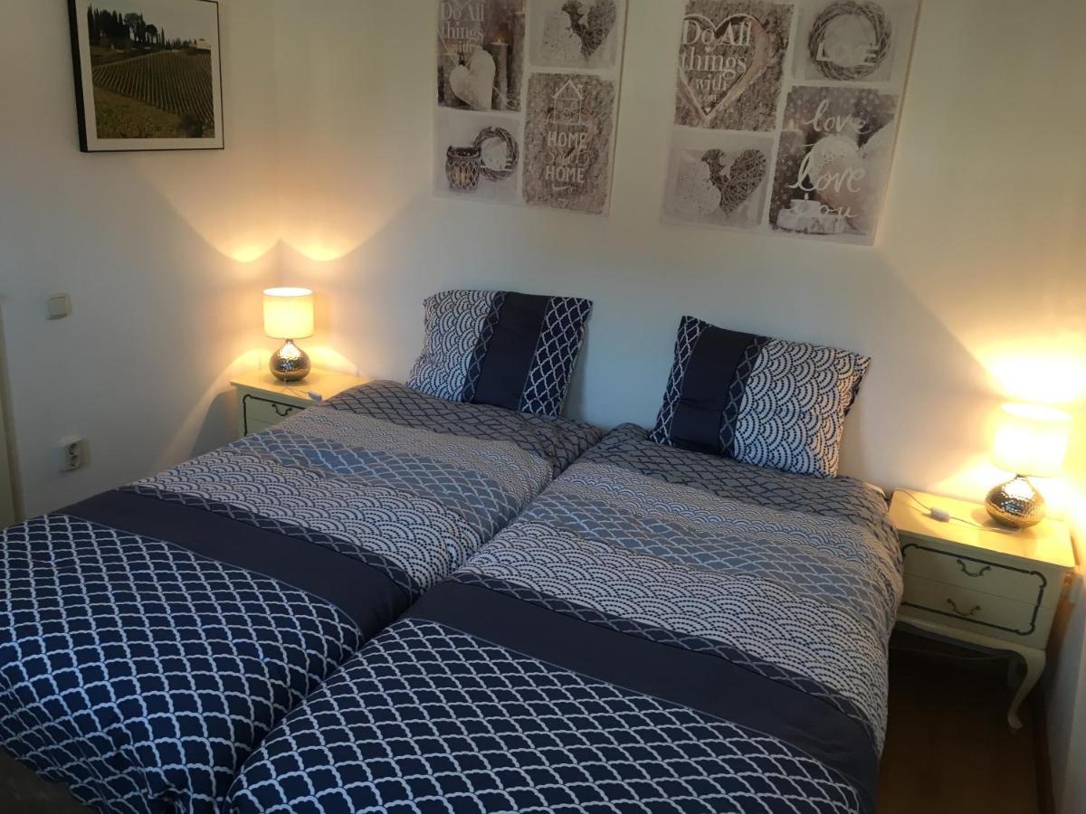 Chalet Or Apartment Nearby Roermond Outlet Stevensweert Eksteriør billede